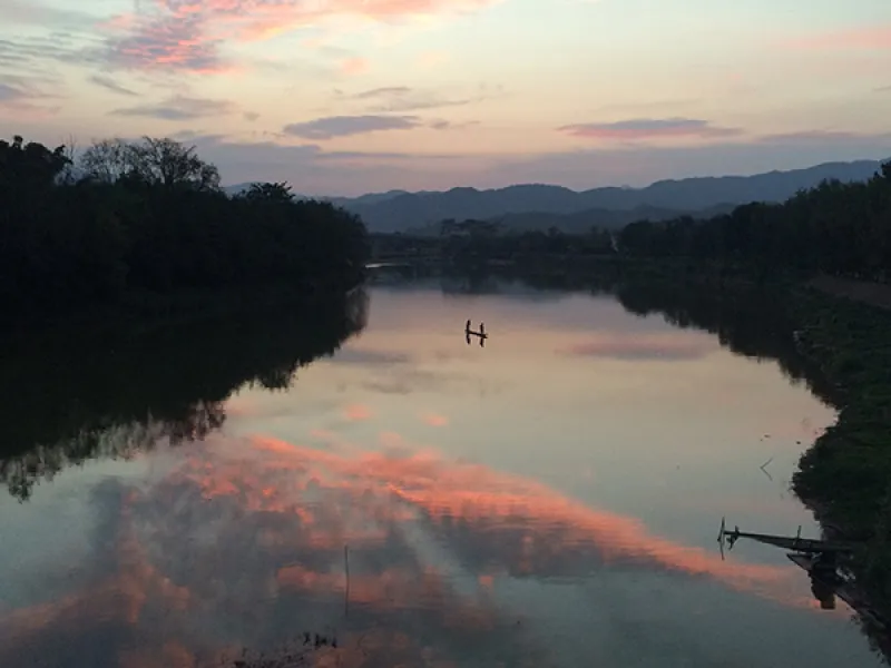 Yeniden Xishuangbanna!