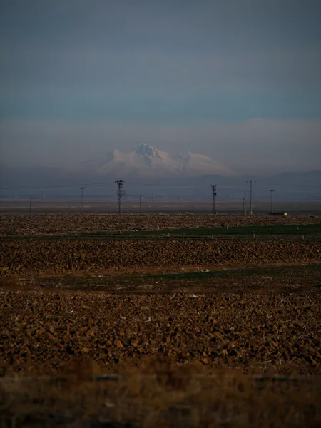 TAMAMLANMAYAN BİR ARAZİ ÇALIŞMASI